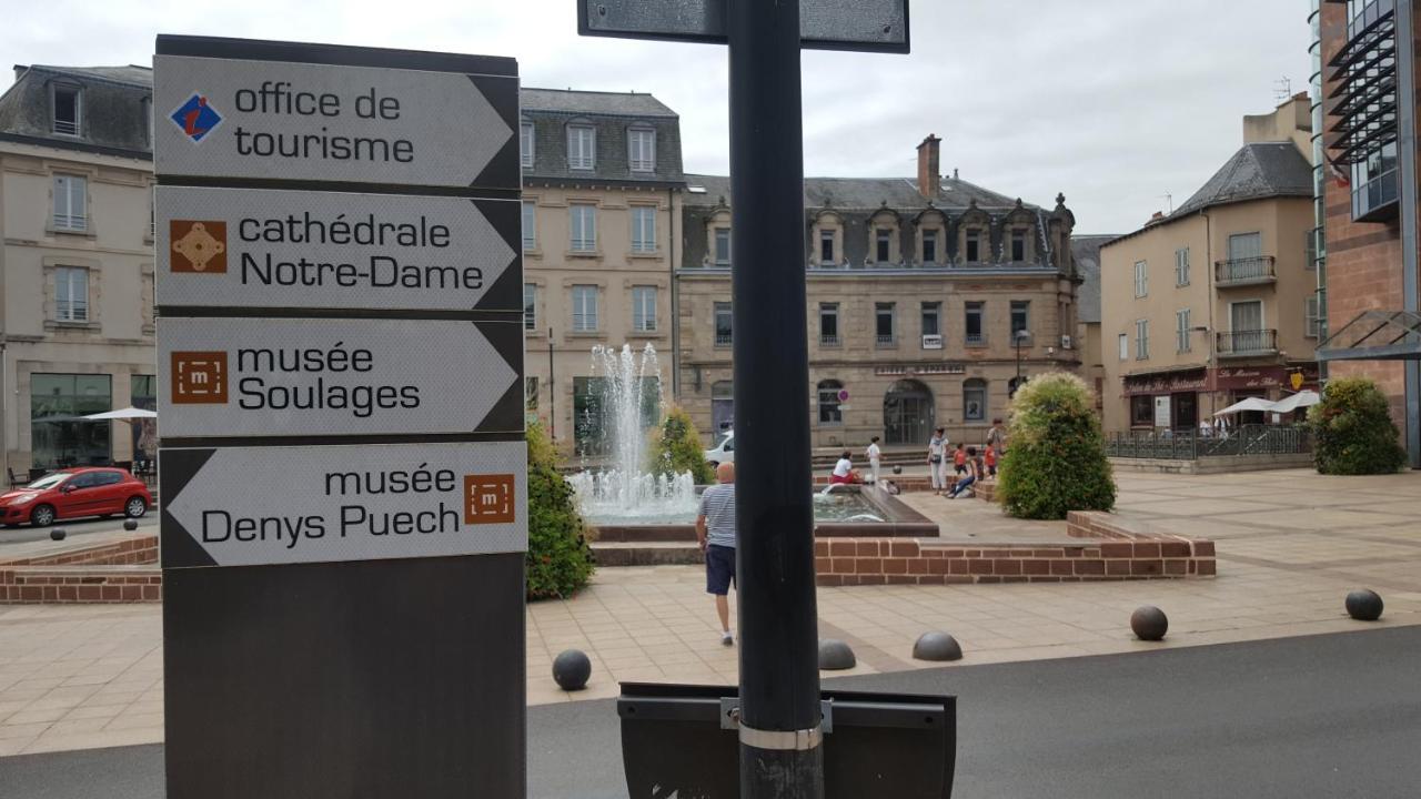 La Maison Bleue, Un Emplacement De Choix A Rodez Eksteriør billede